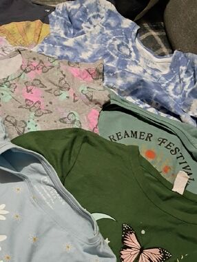 Bundle Of 6 Girls T Shirts Size Medium-a2